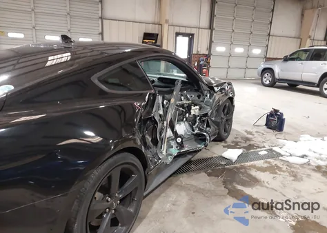 2021 Ford Mustang Ecoboost Fastback z USA, uszkodzony, nr VIN 1FA6P8TH4M5116872